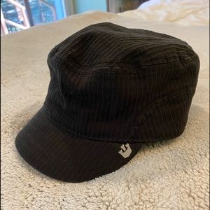 •Goovin Schoolboy Black Hat